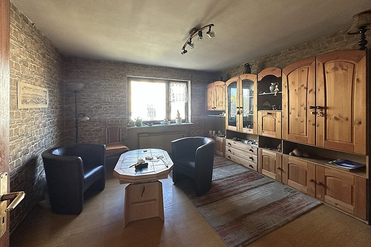 Volksbank Trier Eifel Immobilien GmbH - Immobilienangebot - Rascheid - Alle - Immobilie mit Entwicklungspotenzial und großzügigen Nutzungsmöglichkeiten  in ruhiger Lage von Rascheid