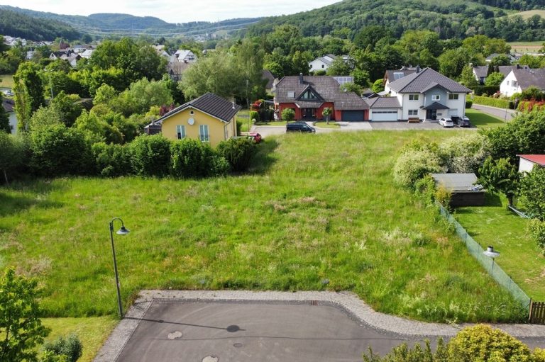 Volksbank Trier Eifel Immobilien GmbH - Immobilienangebot - Salmtal-Dörbach - Grundstücke - Baugrundstück in schöner Lage und mit sehr guter Infrastruktur in Salmtal-Dörbach