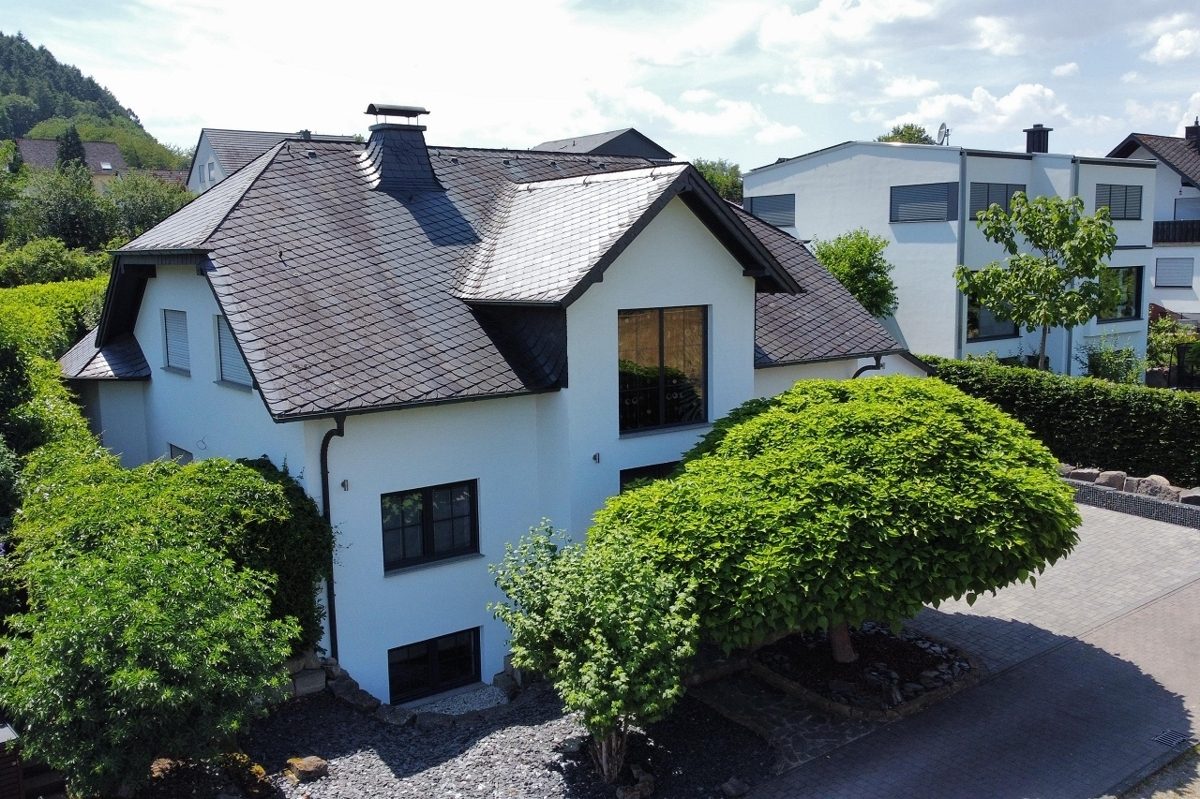 Volksbank Trier Eifel Immobilien GmbH - Immobilienangebot - Mehring - Alle - Ein Haus zum Verlieben – Eleganz, Platz und Lebensqualität in Mehrings bester Wohnlage