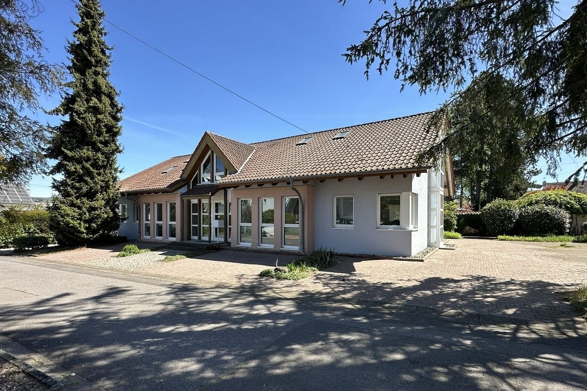 Volksbank Trier Eifel Immobilien GmbH - Immobilienangebot - Wadern - Alle - Wohnen und Arbeiten unter einem Dach – Wohn- und Geschäftshaus in Wadern