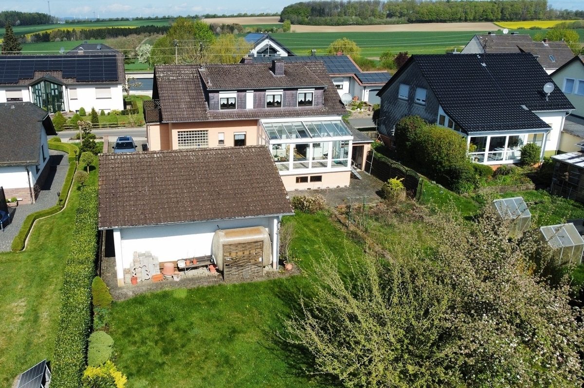 Volksbank Trier Eifel Immobilien GmbH - Immobilienangebot - Badem - Alle - Zweifamilienhaus mit vielseitigen Nutzungsmöglichkeiten in schöner Lage von Badem