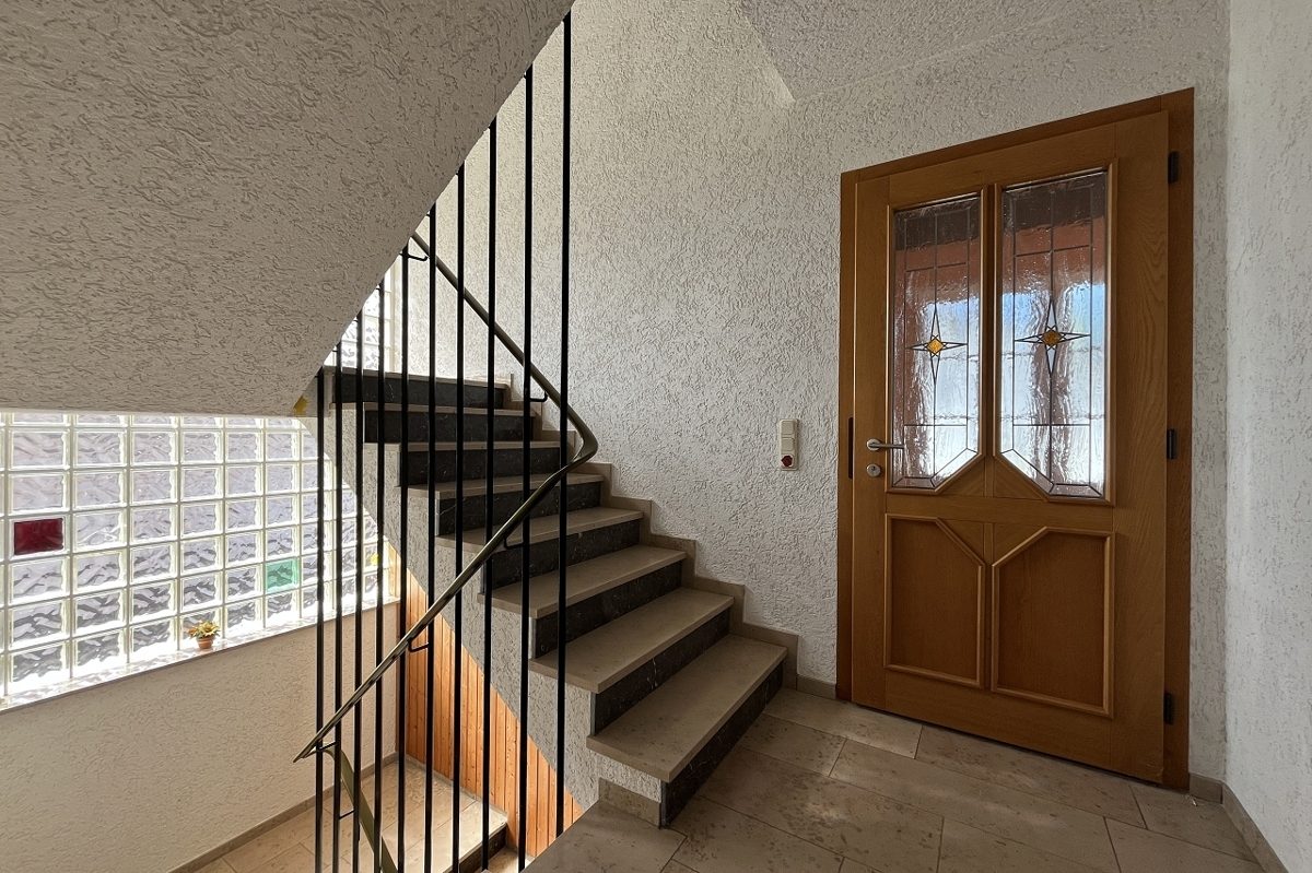 Volksbank Trier Eifel Immobilien GmbH - Immobilienangebot - Badem - Alle - Zweifamilienhaus mit vielseitigen Nutzungsmöglichkeiten in schöner Lage von Badem