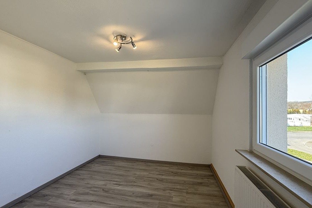Volksbank Trier Eifel Immobilien GmbH - Immobilienangebot - Sehlem - Alle - Einfamilienhaus in Sehlem – Großzügiges Wohnen auf 4.512 m² Grundstück