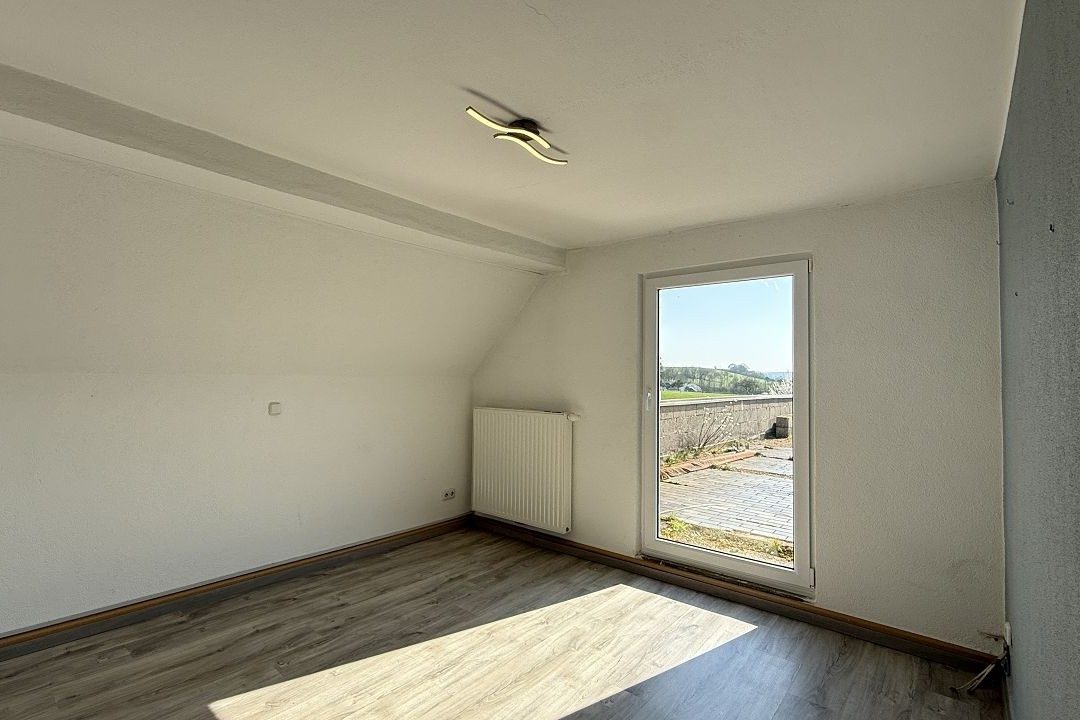 Volksbank Trier Eifel Immobilien GmbH - Immobilienangebot - Sehlem - Alle - Einfamilienhaus in Sehlem – Großzügiges Wohnen auf 4.512 m² Grundstück
