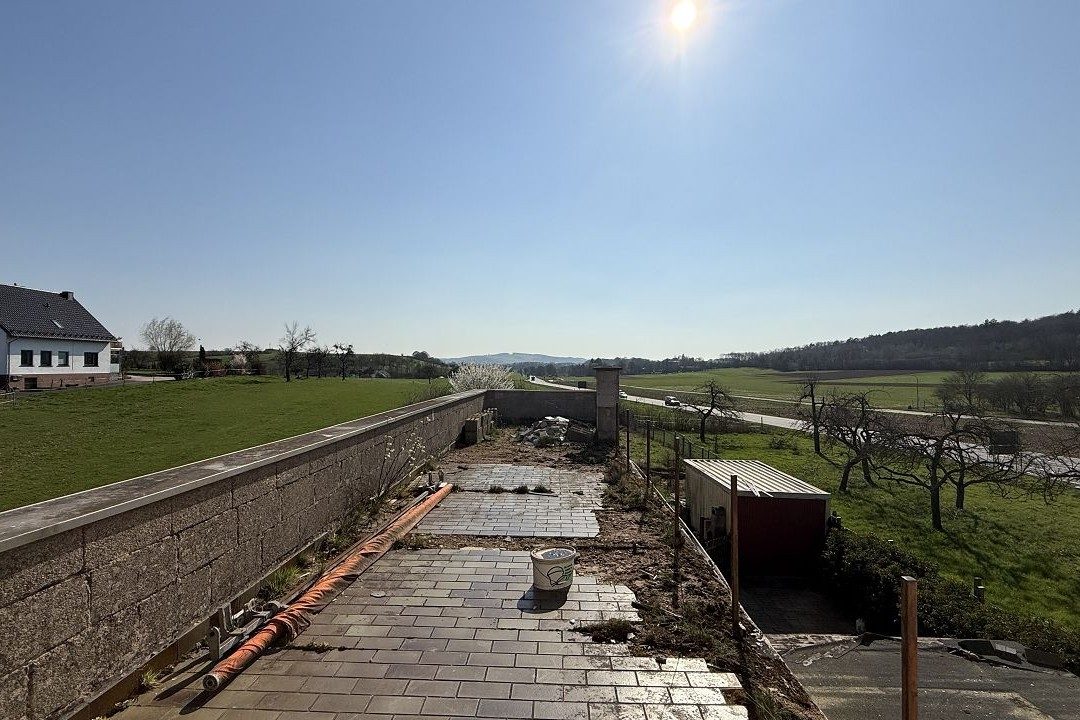 Volksbank Trier Eifel Immobilien GmbH - Immobilienangebot - Sehlem - Alle - Einfamilienhaus in Sehlem – Großzügiges Wohnen auf 4.512 m² Grundstück