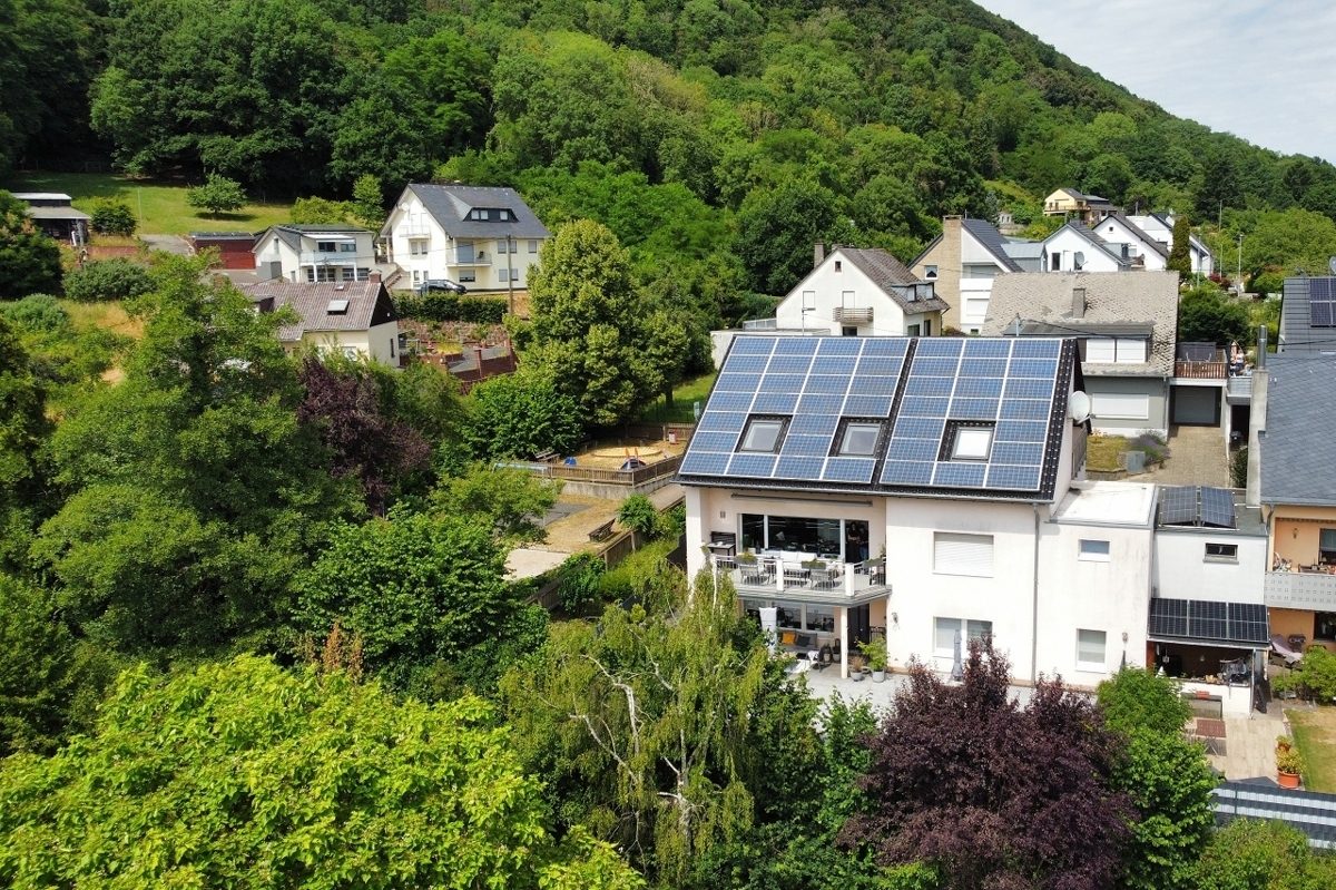 Volksbank Trier Eifel Immobilien GmbH - Immobilienangebot - Trier-Zewen - Alle - Moderne Dachgeschosswohnung ideal zur Eigennutzung oder Kapitalanlage in ruhiger Lage von Trier-Zewen