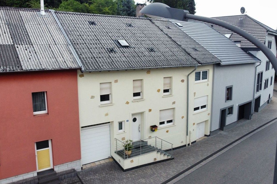 Volksbank Trier Eifel Immobilien GmbH - Immobilienangebot - Freudenburg - Alle - Gemütliches Reihenmittelhaus aus dem Baujahr 1900 in Freudenburg – sofort bezugsfertig