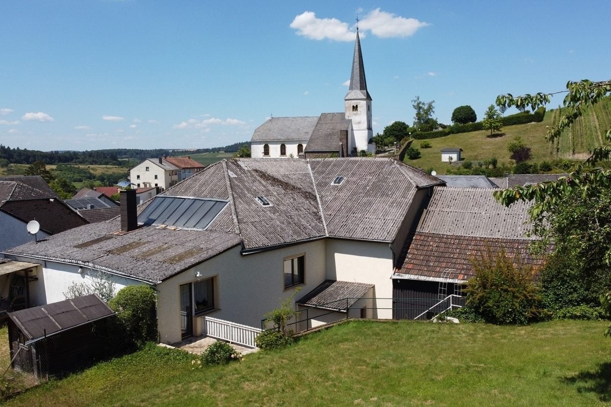 Volksbank Trier Eifel Immobilien GmbH - Immobilienangebot - Konz-Krettnach - Alle - Einfamilienhaus in Konz-Krettnach – Ehemaliges Winzeranwesen mit großem Grundstück