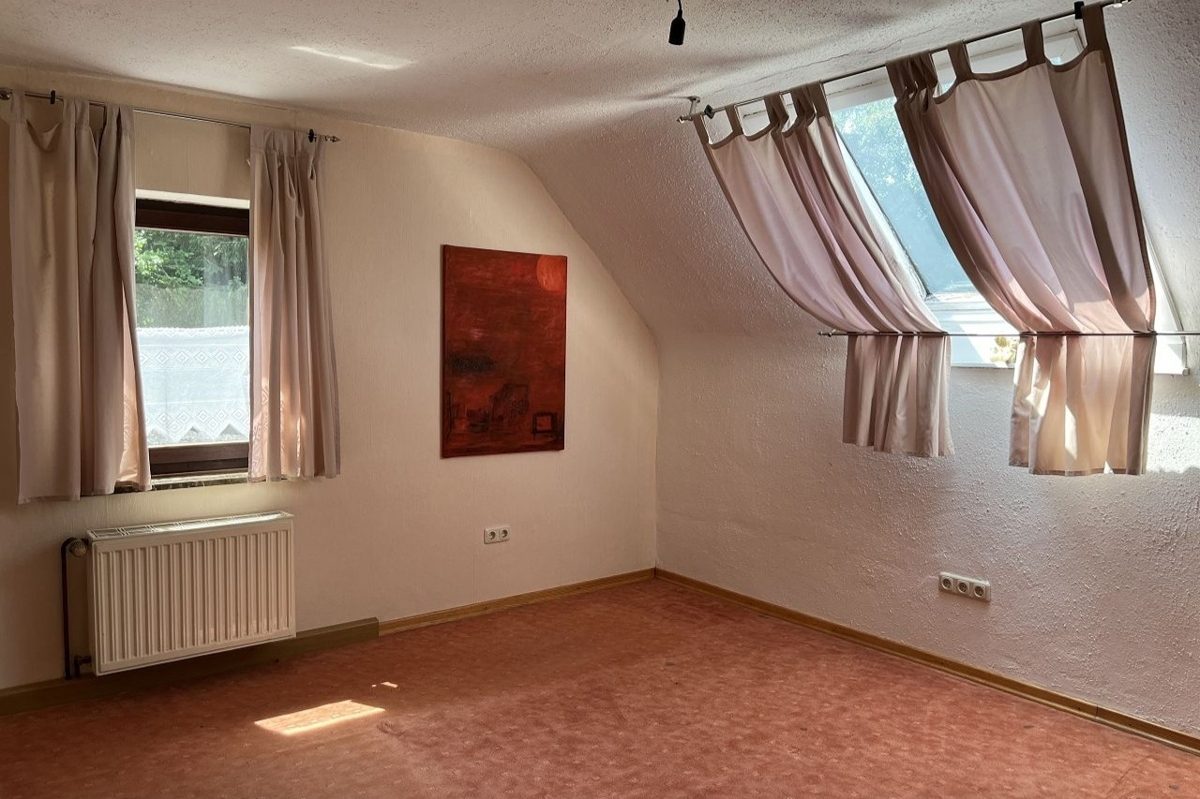 Volksbank Trier Eifel Immobilien GmbH - Immobilienangebot - Kerpen (Eifel) - Alle - Interessante Immobilie mit Vermietungspotenzial und großem Grundstück in Kerpen (Eifel)