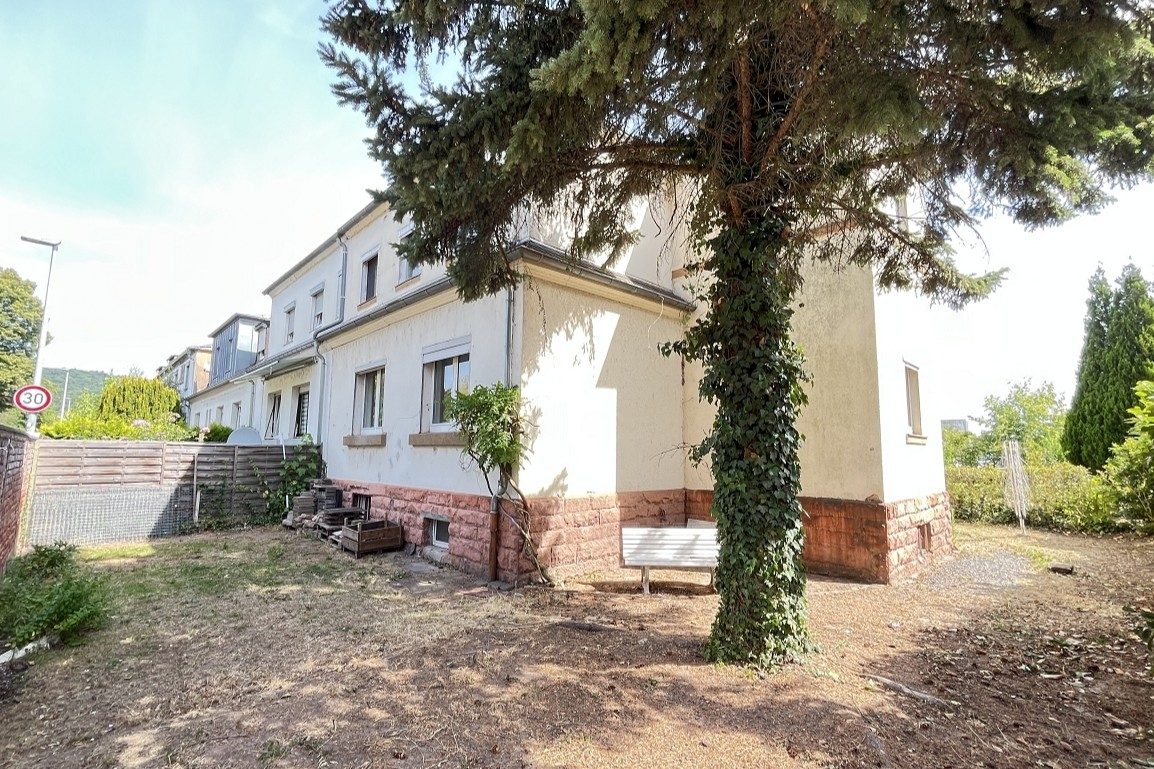 Volksbank Trier Eifel Immobilien GmbH - Immobilienangebot - Trier-Nord - Alle - Stadthaus mit großem Grundstück in ruhiger Lage von Trier-Nord