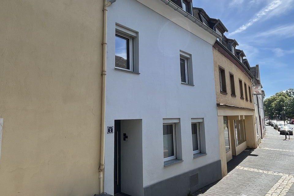 Volksbank Trier Eifel Immobilien GmbH - Immobilienangebot - Trier-Heiligkreuz - Alle - Reihenmittelhaus in Trier-Heiligkreuz – Ihr neues Zuhause in beliebter Lage