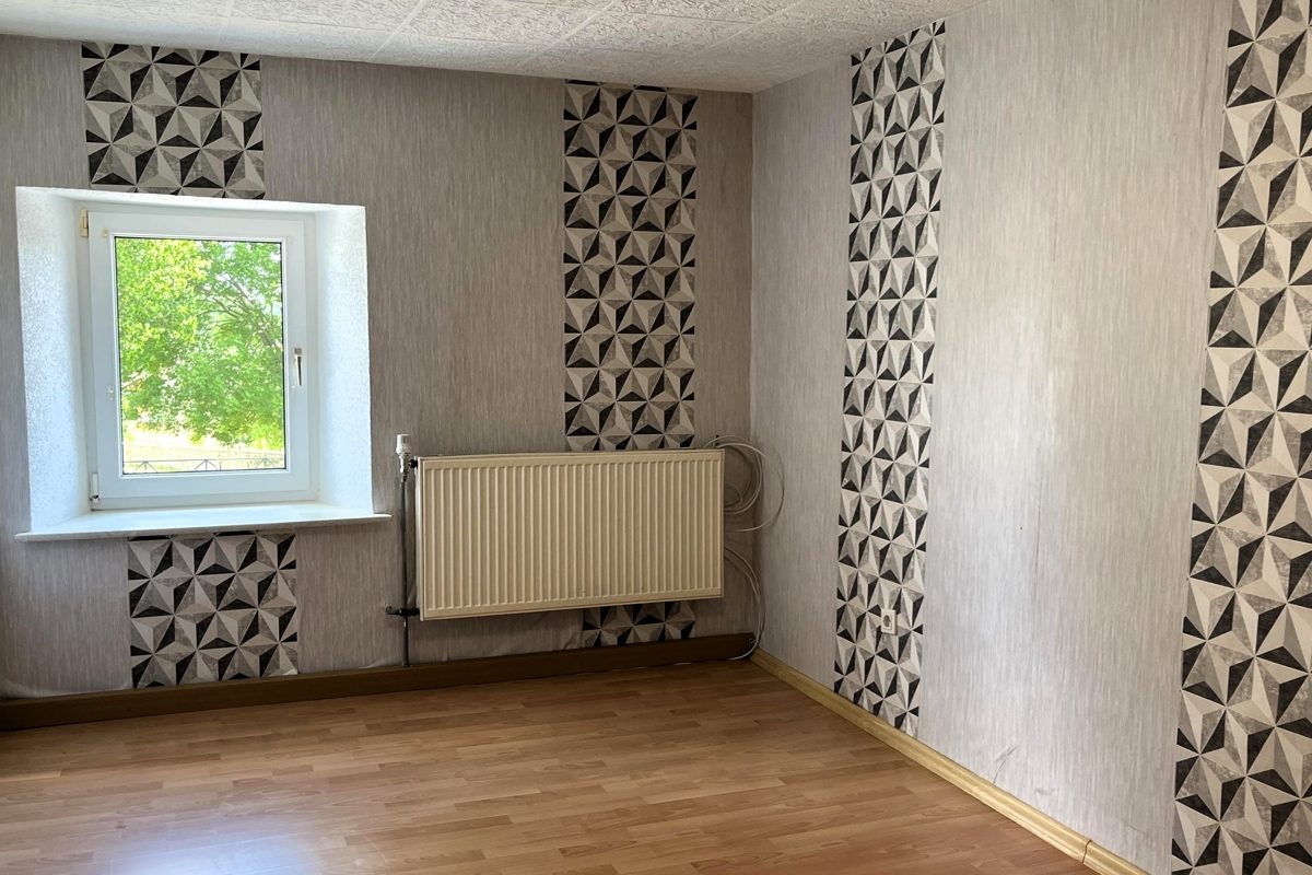 Volksbank Trier Eifel Immobilien GmbH - Immobilienangebot - Bleialf - Alle - Raum für Visionen: Großzügiges Einfamilienhaus mit Einliegerwohnung in Bleialf