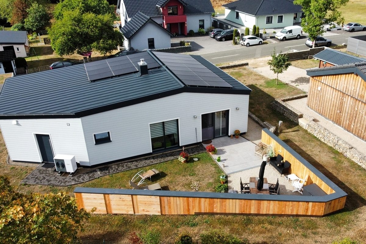Volksbank Trier Eifel Immobilien GmbH - Immobilienangebot - Schloßheck - Alle - Zwei Häuser - ein Grundstück - unzählige Möglichkeiten in Schloßheck