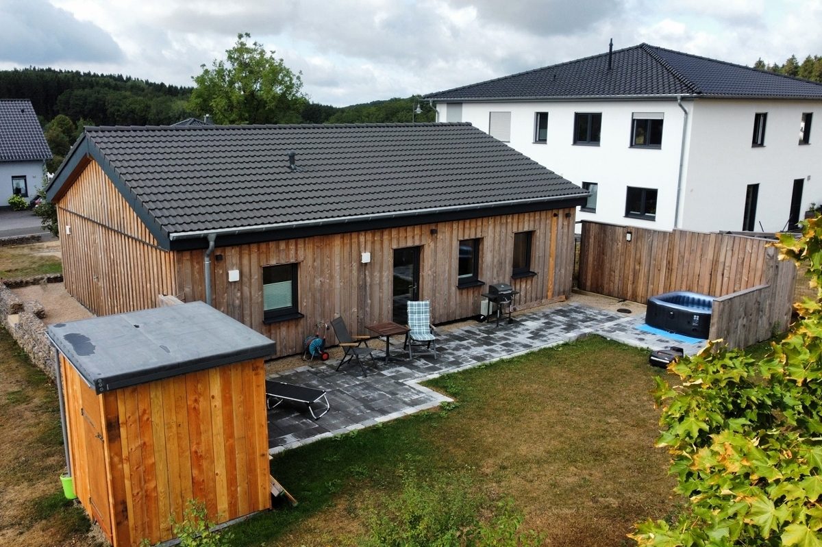 Volksbank Trier Eifel Immobilien GmbH - Immobilienangebot - Schloßheck - Alle - Zwei Häuser - ein Grundstück - unzählige Möglichkeiten in Schloßheck