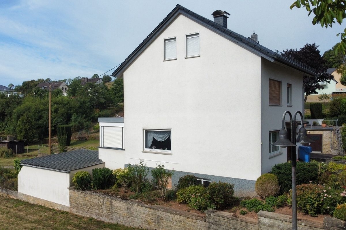 Volksbank Trier Eifel Immobilien GmbH - Immobilienangebot - Bickendorf - Alle - Dieses Haus wartet auf Neugestaltung - Einfamilienhaus in Bickendorf