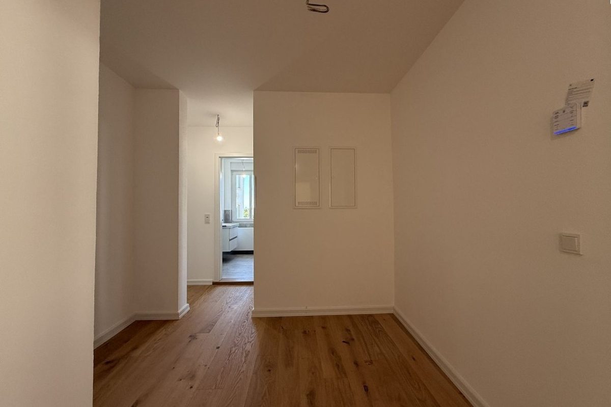 Volksbank Trier Eifel Immobilien GmbH - Immobilienangebot - Bitburg - Alle - Altbaucharme trifft modernen Wohnkomfort – hochwertig renovierte 4-Zimmer-Wohnung in Bitburg