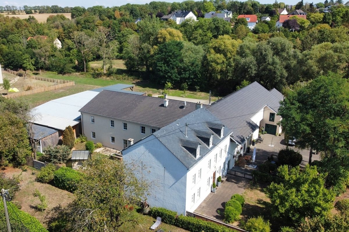Volksbank Trier Eifel Immobilien GmbH - Immobilienangebot - Messerich - Alle - Ein Ort. Unzählige Möglichkeiten - 
Einzigartiges Landhaus-Ensemble in Messerich