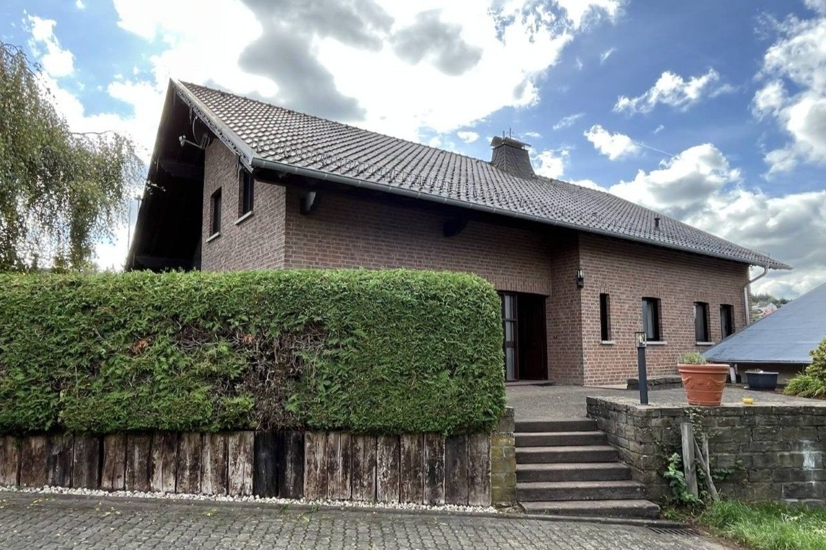 Volksbank Trier Eifel Immobilien GmbH - Immobilienangebot - Stadtkyll - Alle - Liebevoll renoviertes Einfamilienhaus mit großem Grundstück in Stadtkyll