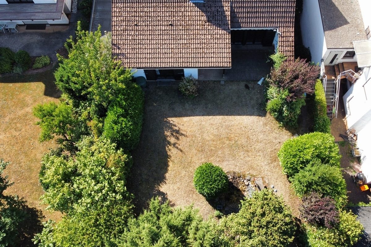 Volksbank Trier Eifel Immobilien GmbH - Immobilienangebot - Kenn - Alle - Gemütliches Einfamilienhaus in Kenn mit besonderem Flair