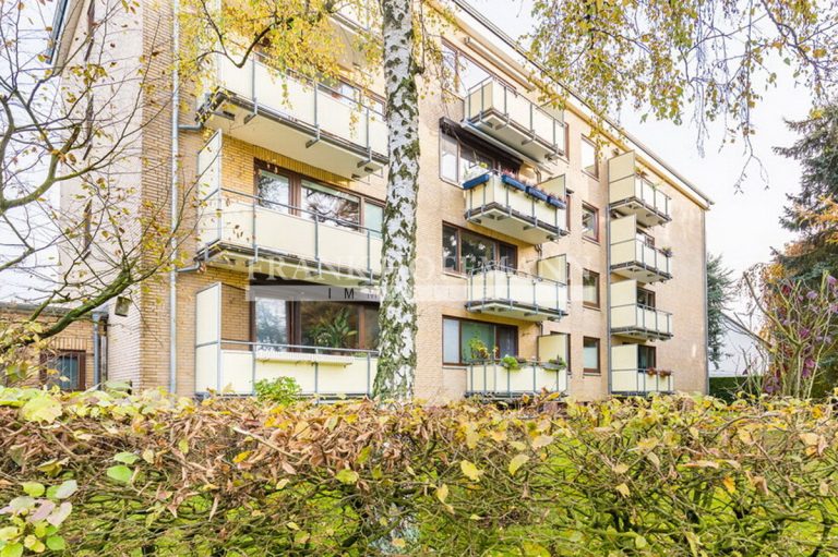 Immobilienangebot - Norderstedt - Alle - Perfekter PKW-Stellplatz "Am Birkenhof" in Norderstedt
