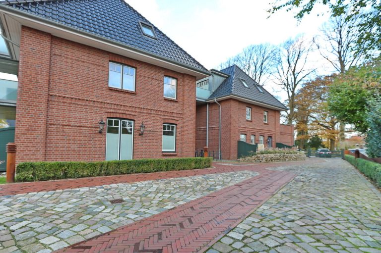 Immobilienangebot - Siek - Haus_Wohnung - Attraktives Wohnen mit großer Dachterrasse in Siek
