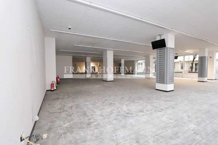 Immobilienangebot - Wedel - Alle - In erstklassiger Innenstadtlage - Ladengeschäft im Zentrum von Wedel
