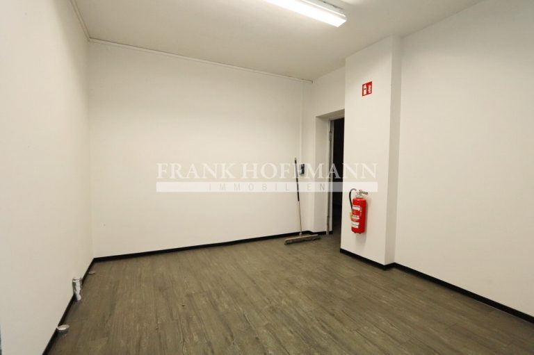 Immobilienangebot - Wedel - Alle - In erstklassiger Innenstadtlage - Ladengeschäft im Zentrum von Wedel