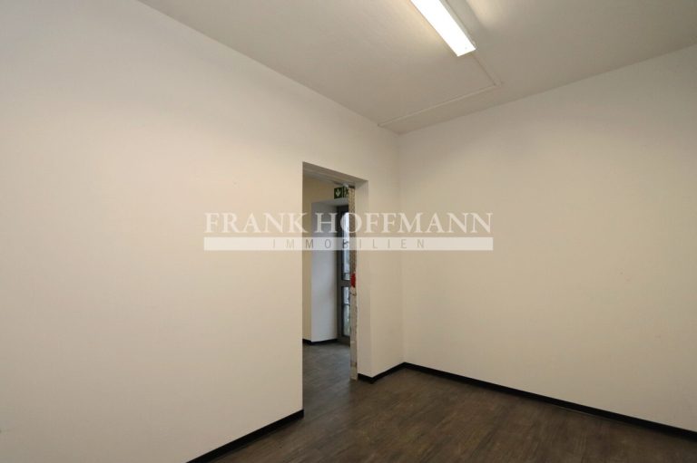 Immobilienangebot - Wedel - Alle - In erstklassiger Innenstadtlage - Ladengeschäft im Zentrum von Wedel