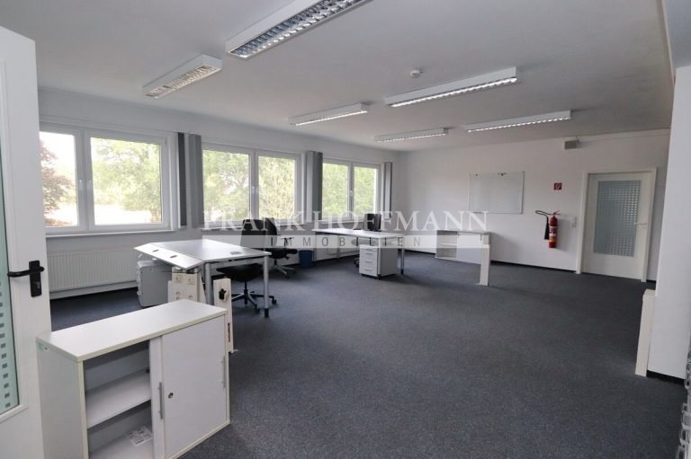 Immobilienangebot - Kaltenkirchen - Alle - Teilbare Bürofläche über 2 Etagen im Gewerbegebiet Süd in Kaltenkirchen