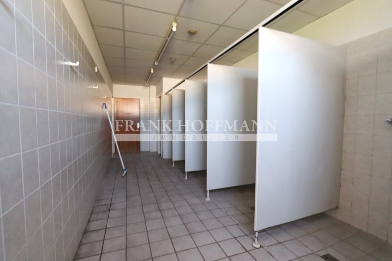 Immobilienangebot - Henstedt-Ulzburg - Alle - Über 4.200 m²! Büro-/Hallenkomplex im Gewerbepark Nord von Henstedt-Ulzburg