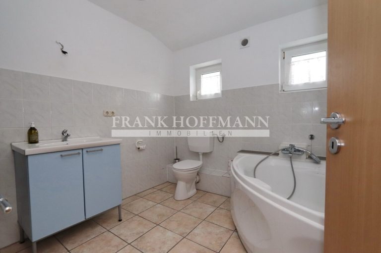 Immobilienangebot - Kaltenkirchen - Alle - Gepflegte Büroetage im Gewerbegebiet Süd in Kaltenkirchen