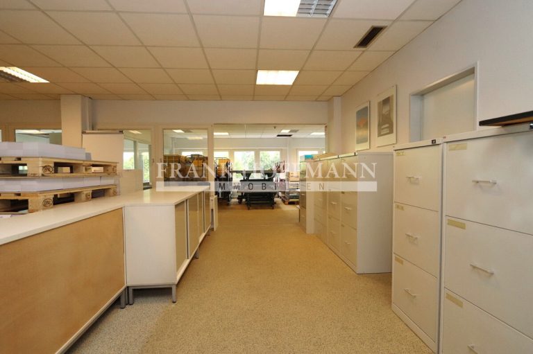 Immobilienangebot - Kaltenkirchen - Alle - Individuelle Bürofläche mit vielen Möglichkeiten in Kaltenkirchen!