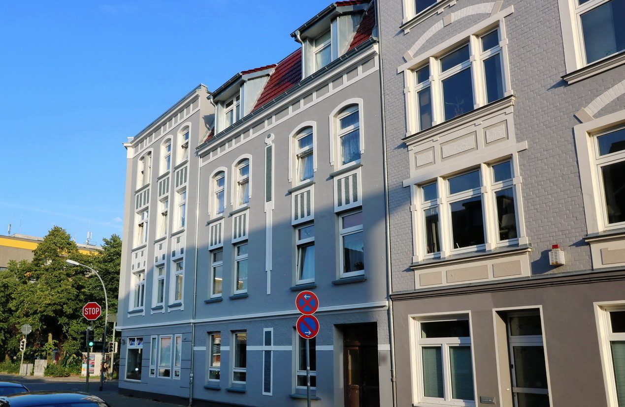 Immobilienangebot - Neumünster - Alle - Wohn-/Geschäftshaus mit 12 Einheiten in Neumünster