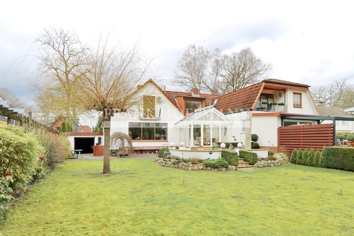Immobilienangebot - Hamburg - Alle - Sehr gepflegtes Wohnhaus in Hamburg-Volksdorf