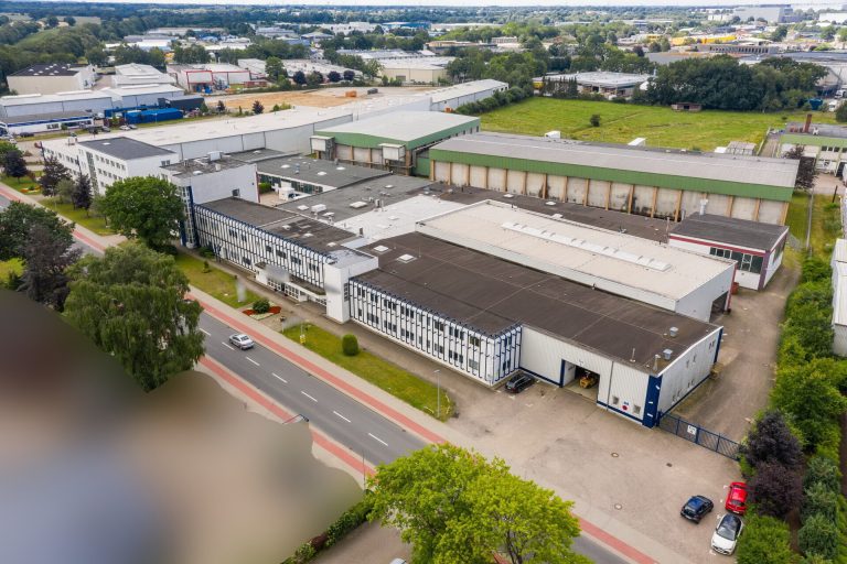 Immobilienangebot - Kaltenkirchen - Alle - Hallen-/Bürokomplex im Speckgürtel von Hamburg