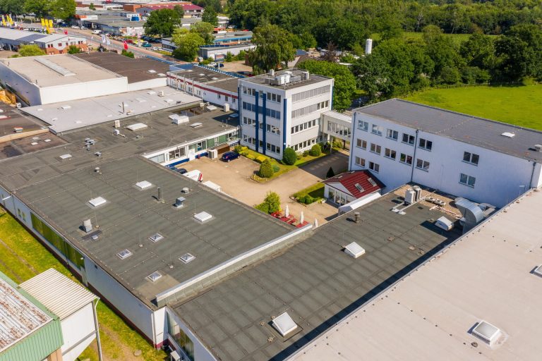 Immobilienangebot - Kaltenkirchen - Alle - Hallen-/Bürokomplex im Speckgürtel von Hamburg