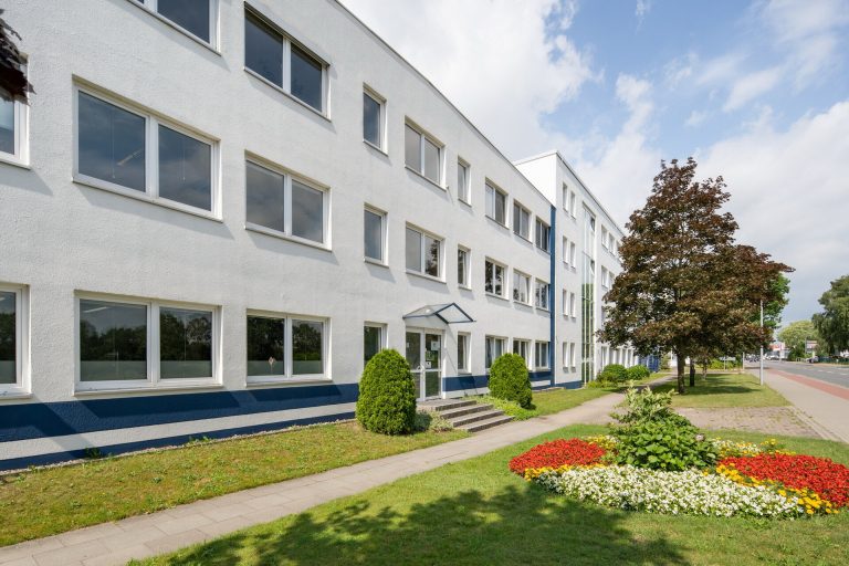 Immobilienangebot - Kaltenkirchen - Alle - Hallen-/Bürokomplex im Speckgürtel von Hamburg