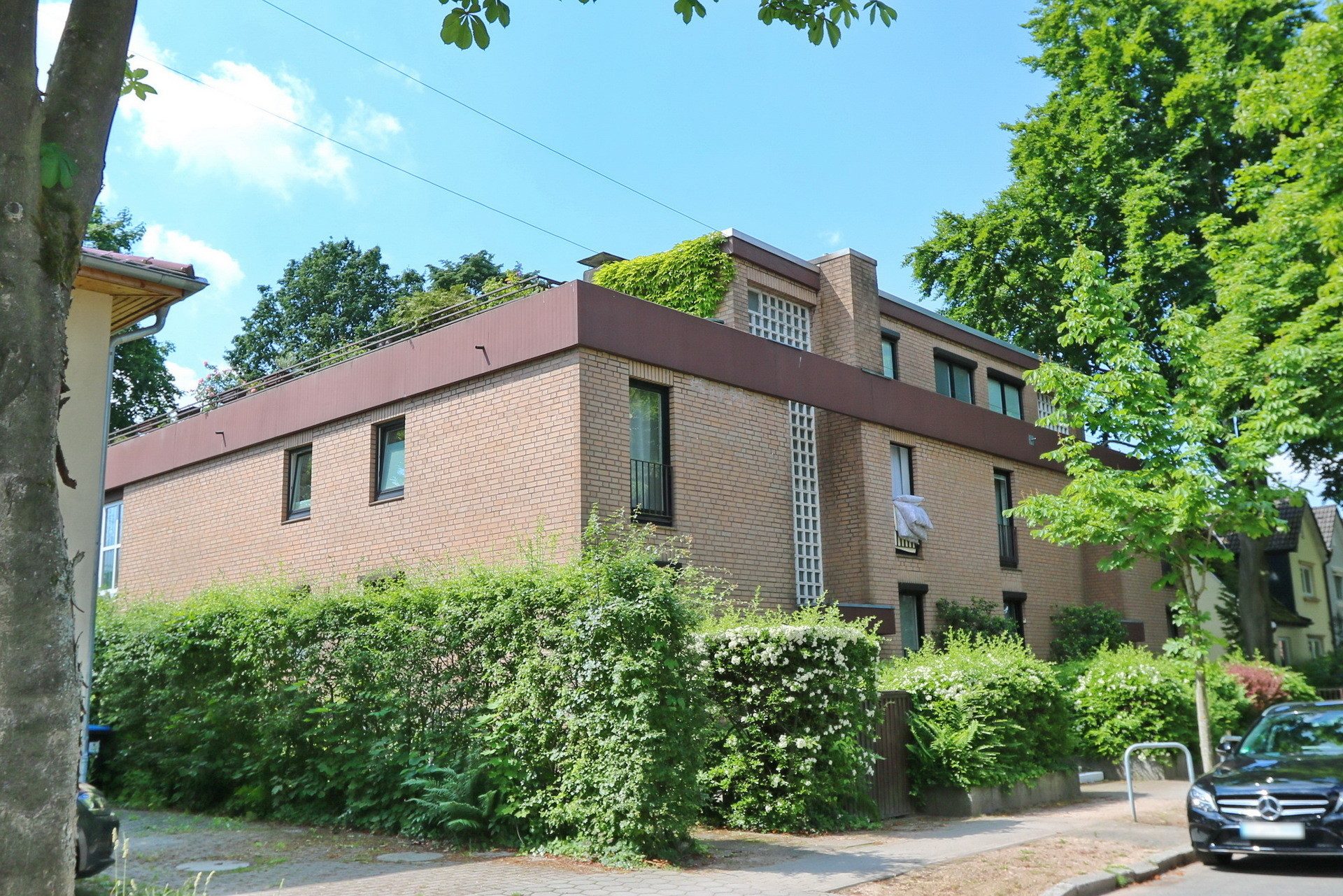 V6409 Immobilienangebot - Hamburg - Alle - 2-Zimmer-Wohnung mit Terrasse in Hamburg