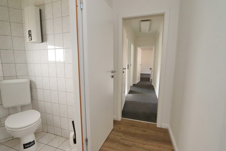 Immobilienangebot - Hamburg - Alle - Vollvermietet! Mehrfamilienhaus mit Nebengebäude in HH-Wandsbek