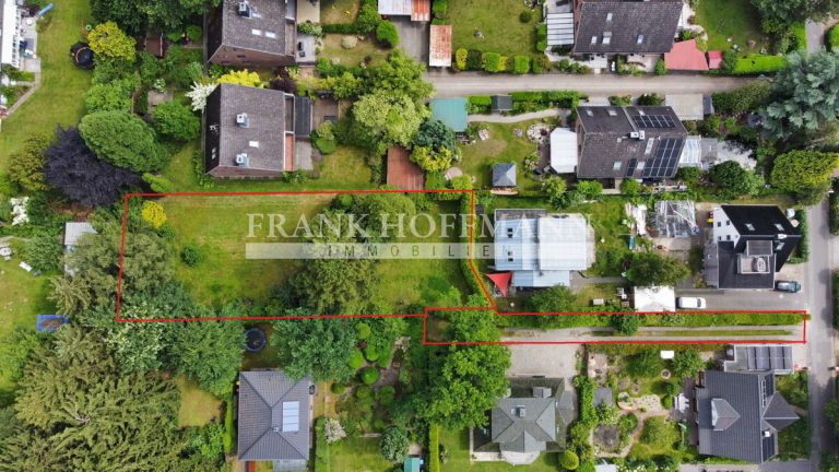 Immobilienangebot - Hamburg - Alle - Sehr attraktives Baugrundstück in ruhiger Hinterlage in Hamburg-Sasel