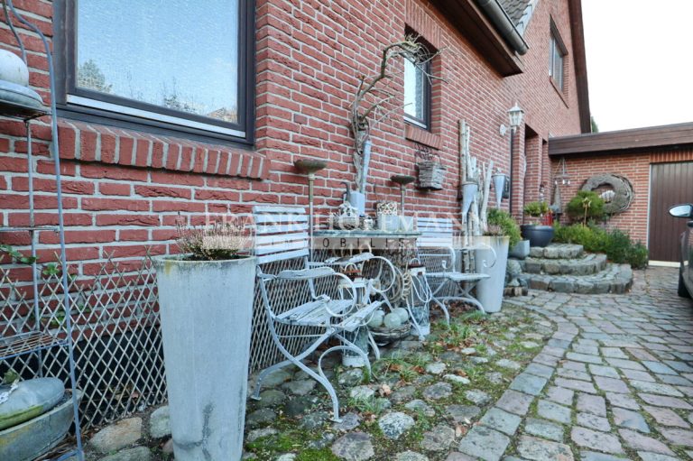 Immobilienangebot - Kaltenkirchen - Alle - Traumhaftes Einfamilienhaus in ruhiger Sackgassenendlage mit großem Grundstück in Kaltenkirchen