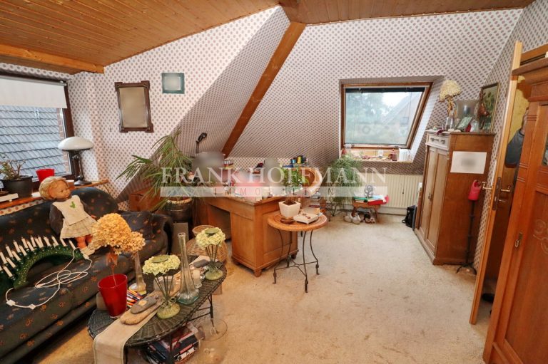Immobilienangebot - Kaltenkirchen - Alle - Traumhaftes Einfamilienhaus in ruhiger Sackgassenendlage mit großem Grundstück in Kaltenkirchen