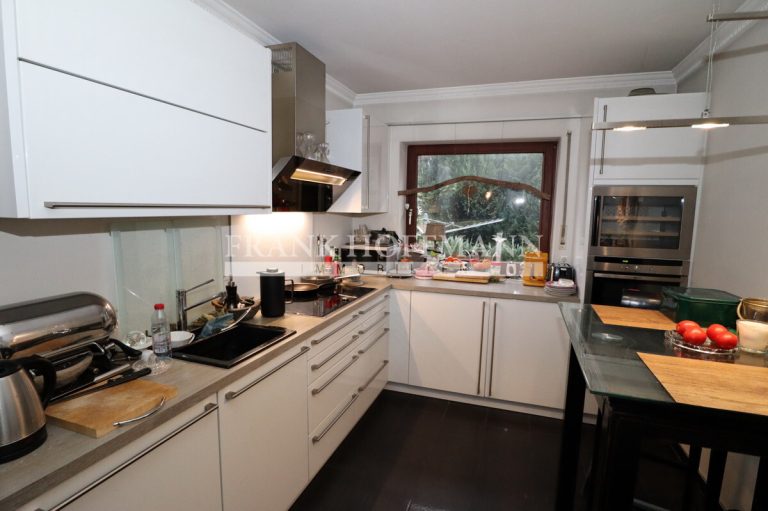 Immobilienangebot - Kaltenkirchen - Alle - Traumhaftes Einfamilienhaus in ruhiger Sackgassenendlage mit großem Grundstück in Kaltenkirchen