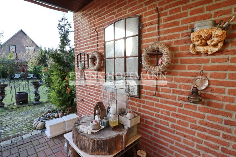 Immobilienangebot - Kaltenkirchen - Alle - Traumhaftes Einfamilienhaus in ruhiger Sackgassenendlage mit großem Grundstück in Kaltenkirchen