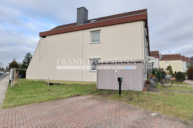 Immobilienangebot - Henstedt-Ulzburg - Alle - Gewerblich vermietetes Endreihenhaus mit vielseitiger Nutzungsmöglichkeit in Henstedt-Ulzburg