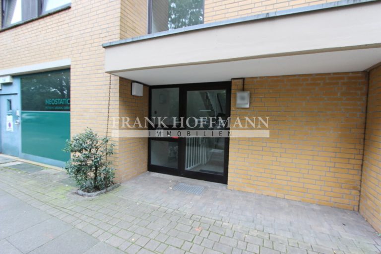 Immobilienangebot - Hamburg - Alle - Kapitalanlage in Hamburg-Rissen - Vermietete 3-Zimmer-Wohnung mit Balkon und TG-Stellplatz
