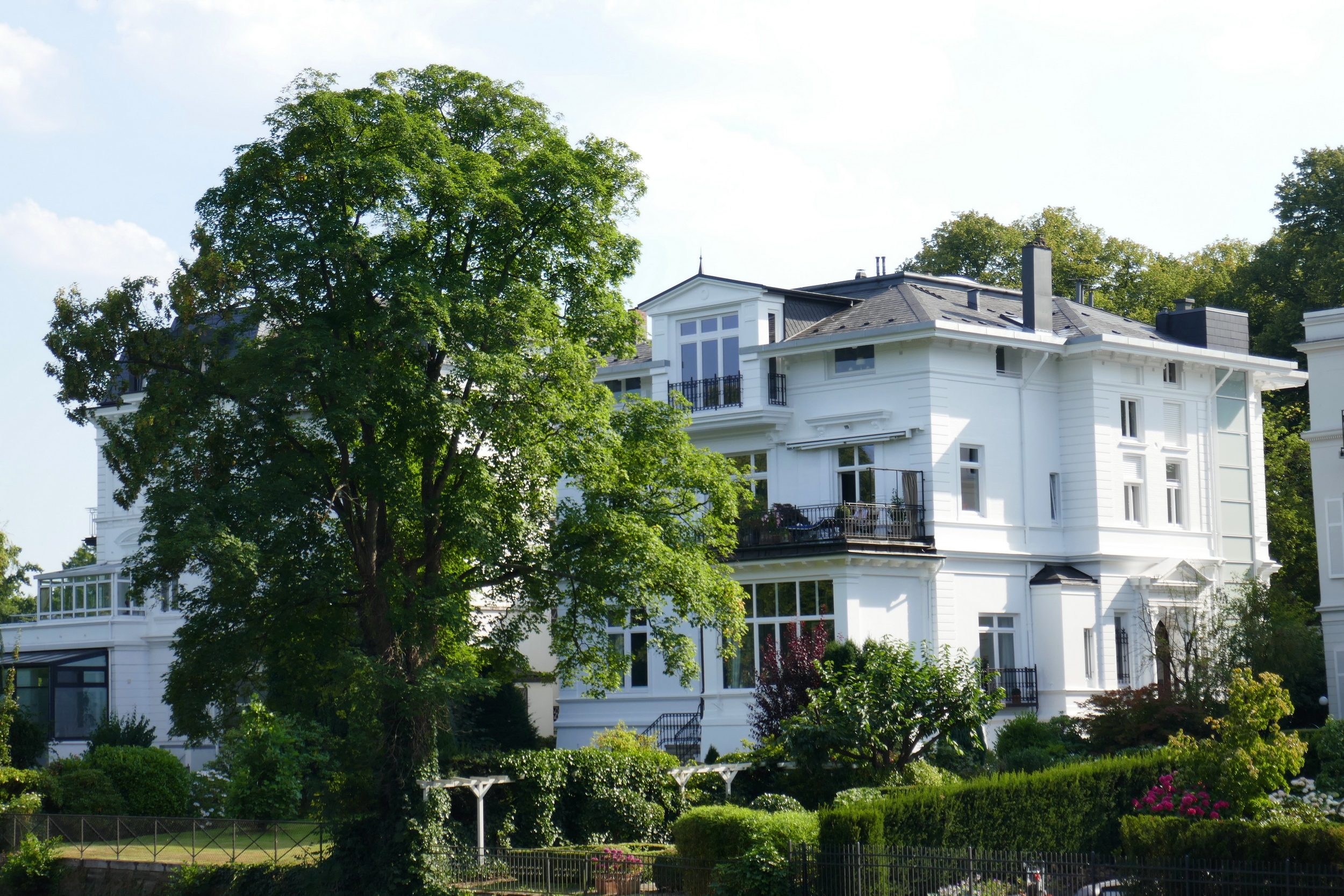 Frank Hoffmann Immobilien - Vertrauensvoller Partner für Ihren Immobilienverkauf