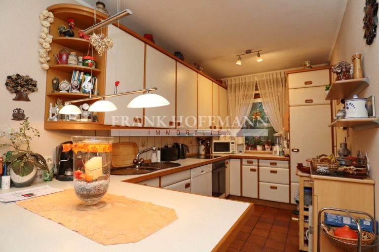 Immobilienangebot - Kaltenkirchen - Alle - Gepflegter Flachdachbungalow mit zwei Einheiten - hiervon eine vermietet in Kaltenkirchen