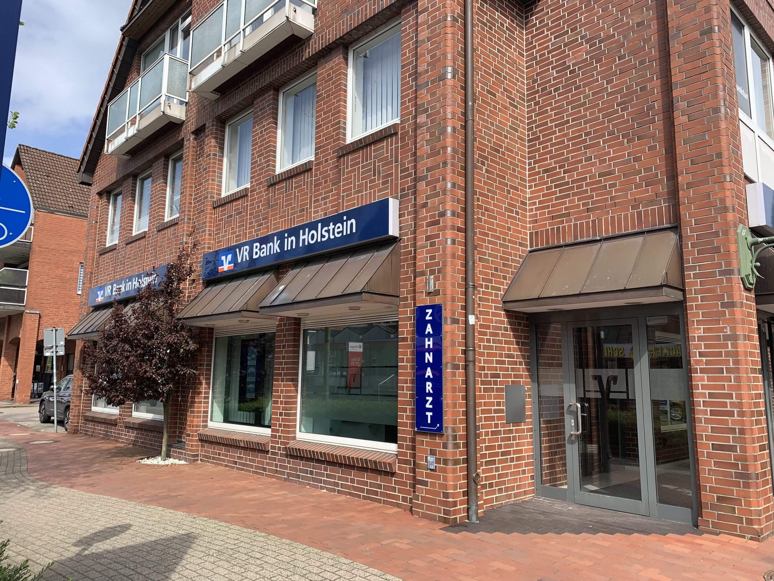 Frank-Hoffmann-Immobilien-VR-Bank-in-Holstein
