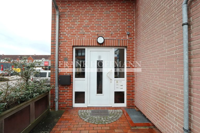 Immobilienangebot - Kaltenkirchen - Alle - Wohn-/Geschäftshaus mit 3 Einheiten im Stadtzentrum von Kaltenkirchen